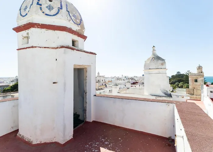La Torre De Menacho